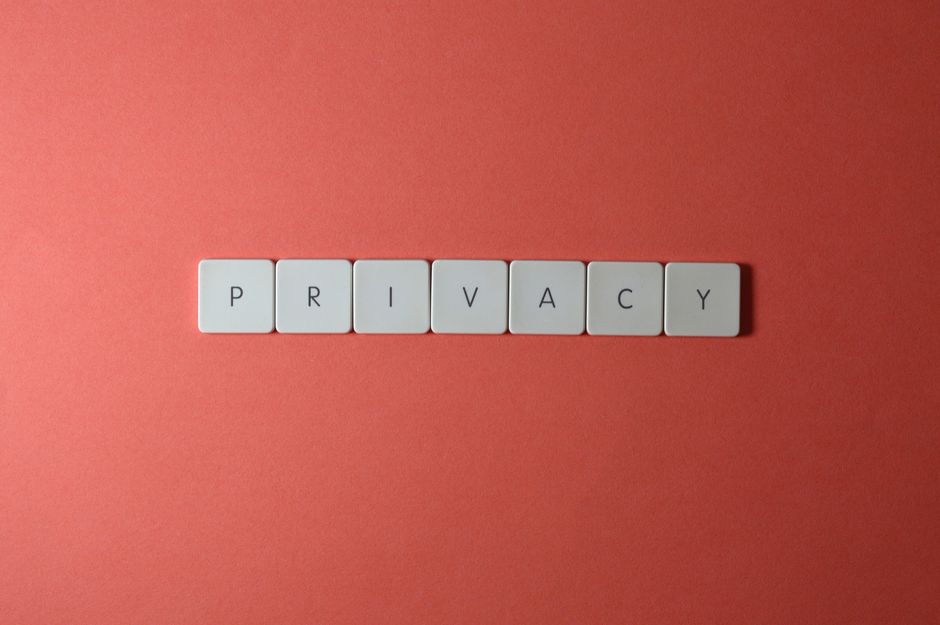 Keamanan dan privasi data
